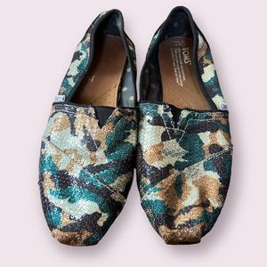 Camo Sequin Toms | Ladies Size 7